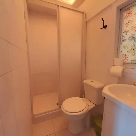 Casa De Peregrinos La Concha Ii * Cudillero