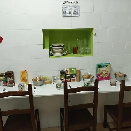 Hostel Casa De Peregrinos La Concha Ii