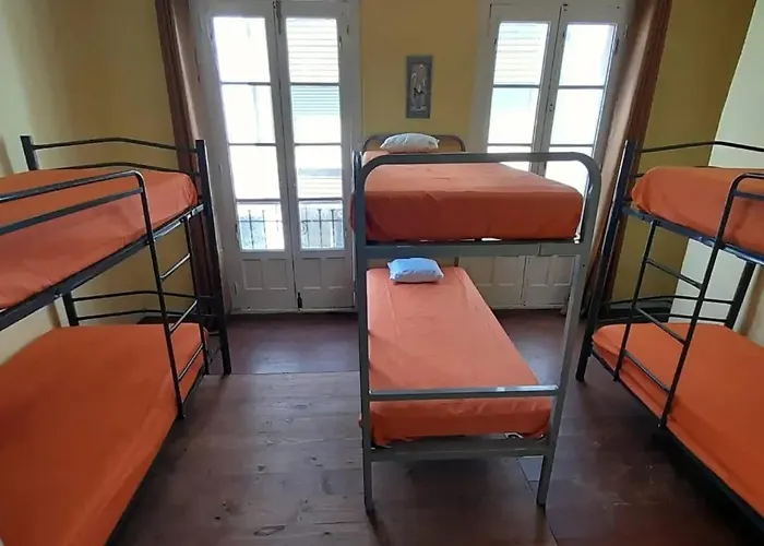 Casa De Peregrinos La Concha Ii