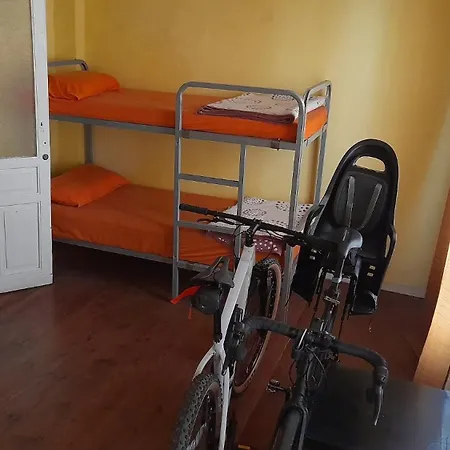 Hostal Casa De Peregrinos La Concha Ii *